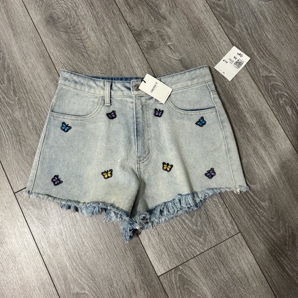 light jean butterfly colorful shorts - Picture 1 of 2